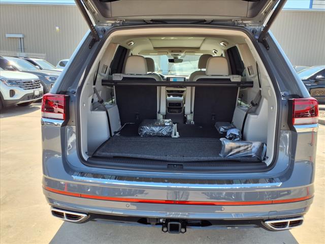 2025 Volkswagen Atlas 2.0T SEL Premium R-Line