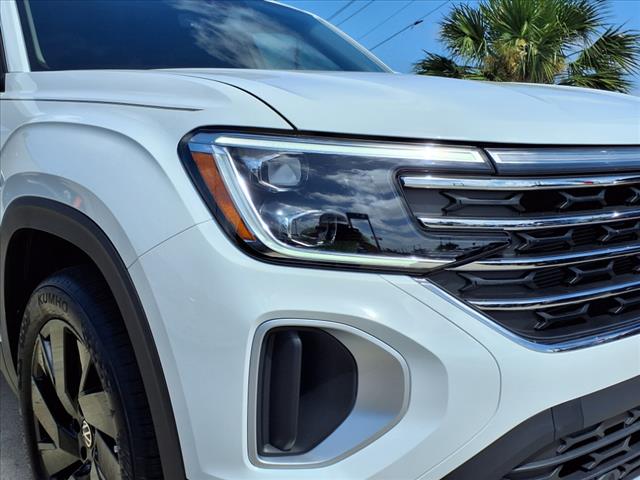 2025 Volkswagen Atlas 2.0T SE w/ Technology