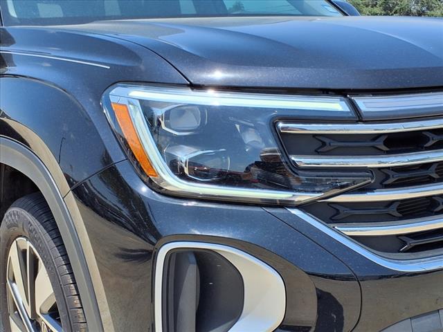 2024 Volkswagen Atlas 2.0T SE w/ Technology