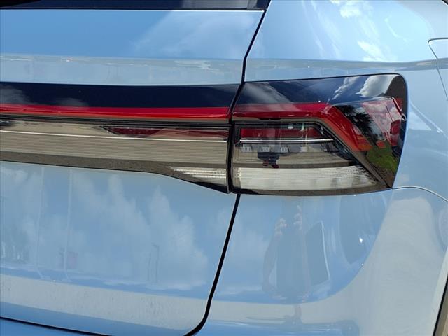 2025 Volkswagen Taos 1.5T SE Black