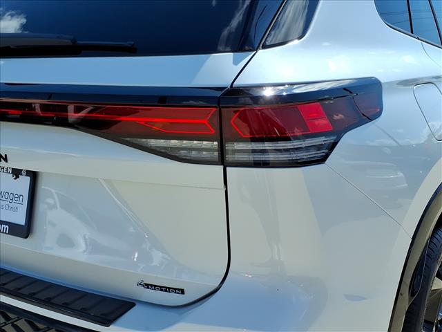 2025 Volkswagen Tiguan 2.0T SE R-Line Black