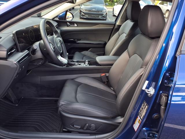 2025 Kia K5 EX