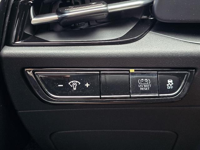 2025 Kia Niro LX