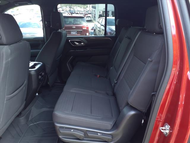 2023 Chevrolet Suburban LS