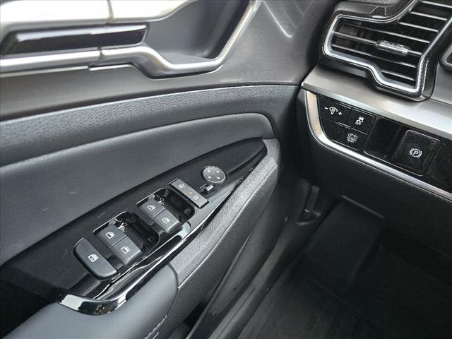 2025 Kia Sportage Hybrid EX
