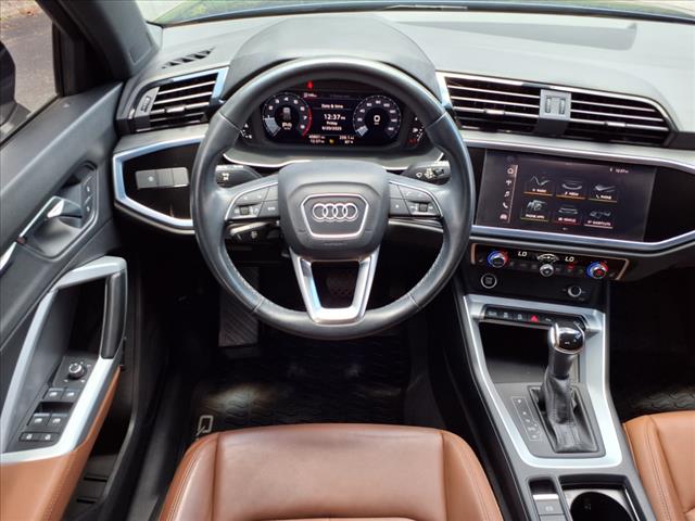2021 Audi Q3 quattro Premium 40 TFSI