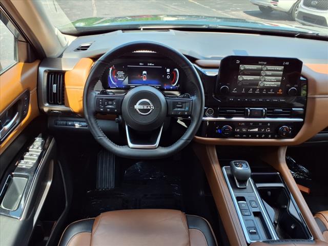 2024 Nissan Pathfinder Platinum
