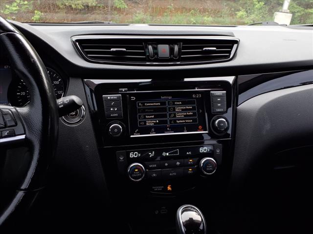 2021 Nissan Rogue Sport SV