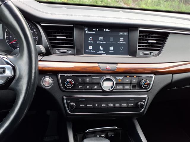 2019 Kia Cadenza Premium