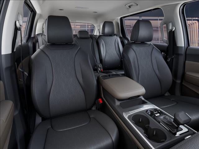 2025 Kia Carnival EX FWD