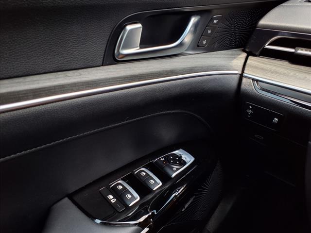 2025 Kia K5 EX