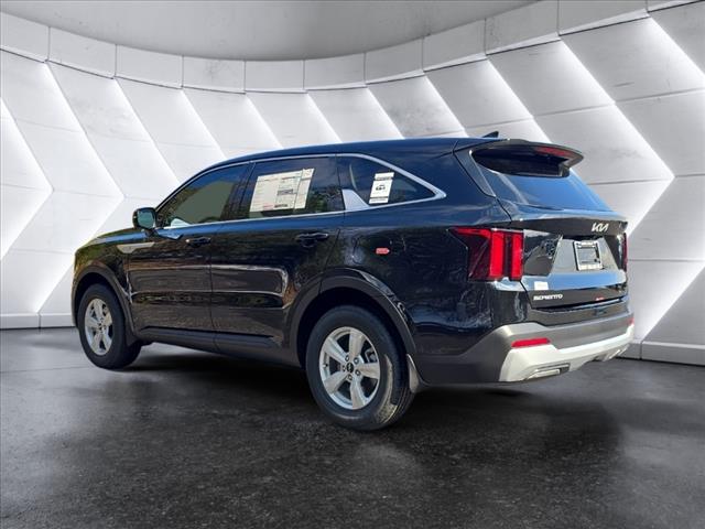 2025 Kia Sorento LX
