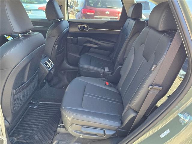 2025 Kia Sorento X-Line EX