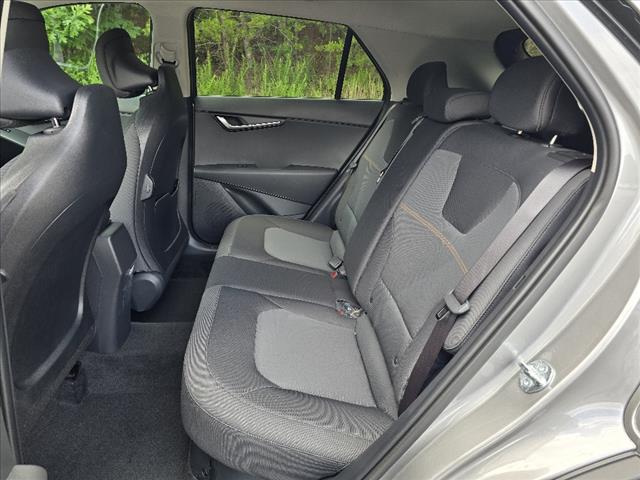 2025 Kia Niro LX