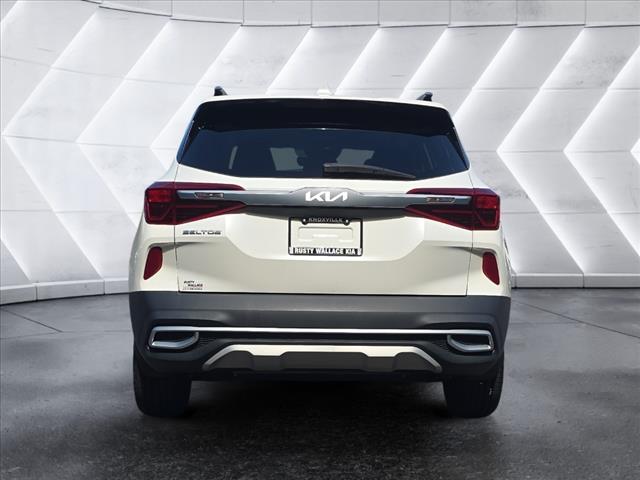 2022 Kia Seltos EX