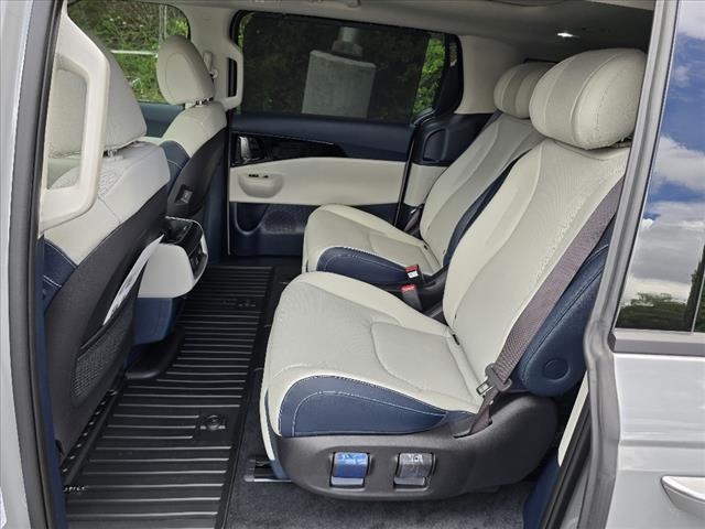 2025 Kia Carnival SX Prestige