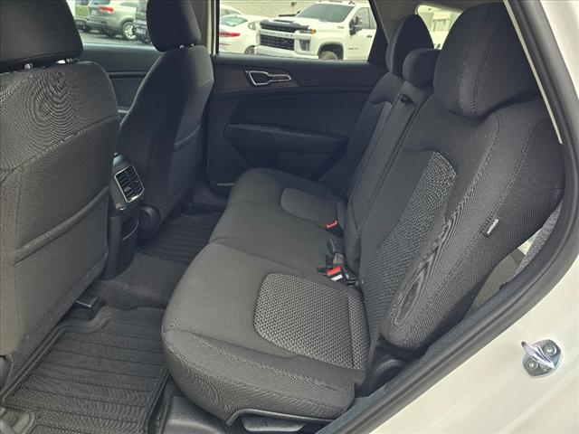 2025 Kia Sportage LX