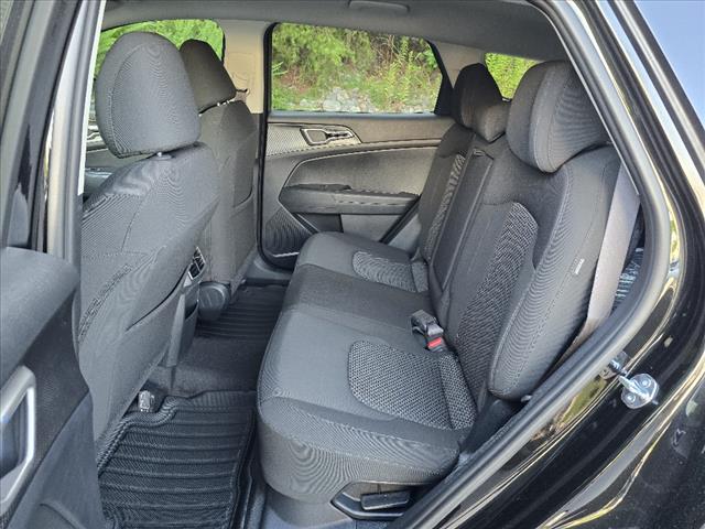 2025 Kia Sportage Hybrid LX