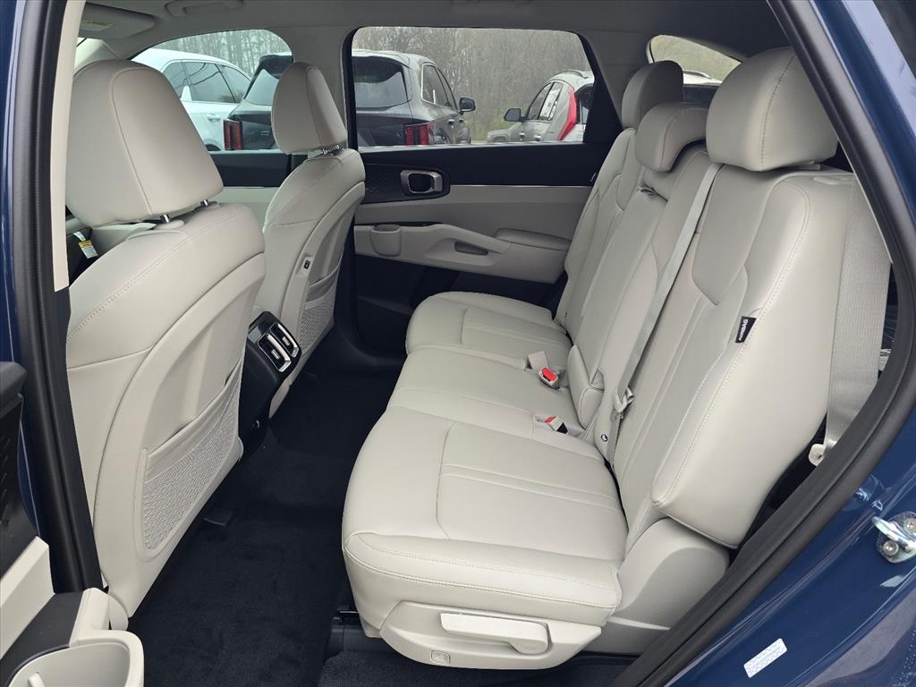 New 2026 Midnight Lake Blue Kia S image 4