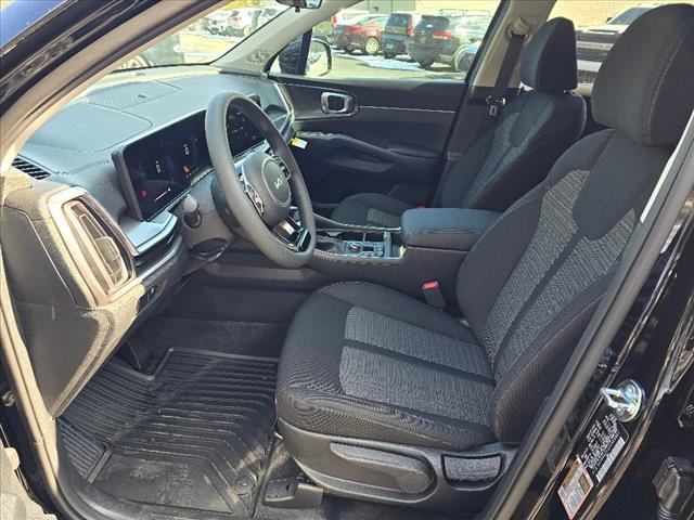 2025 Kia Sorento LX