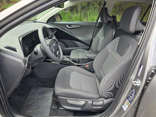 2025 Kia Niro LX