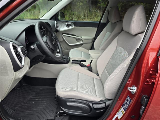 2025 Kia Soul LX
