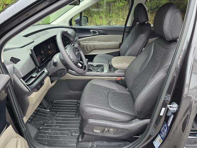 2025 Kia Carnival LXS