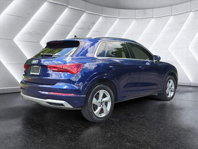 2021 Audi Q3 quattro Premium 40 TFSI