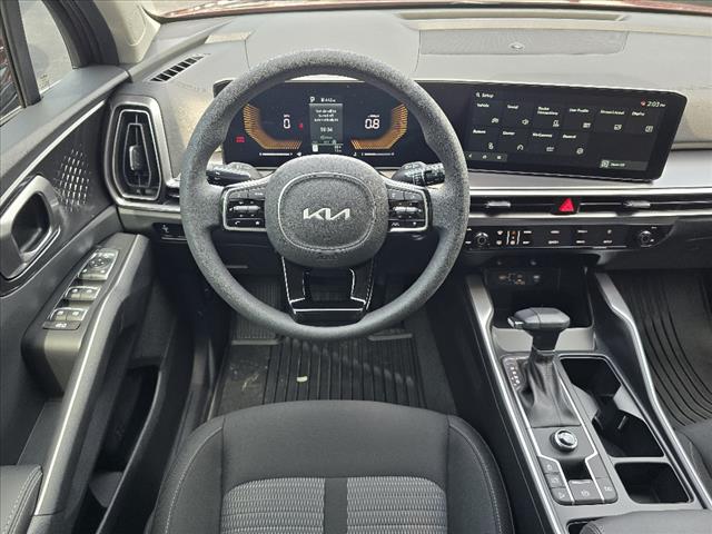 2025 Kia Sorento LX FWD