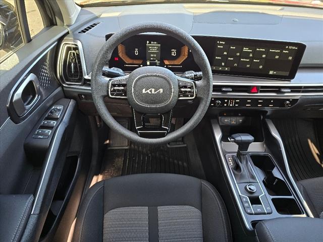 2025 Kia Sorento LX