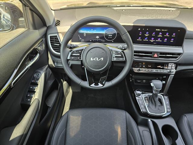 2025 Kia Seltos EX
