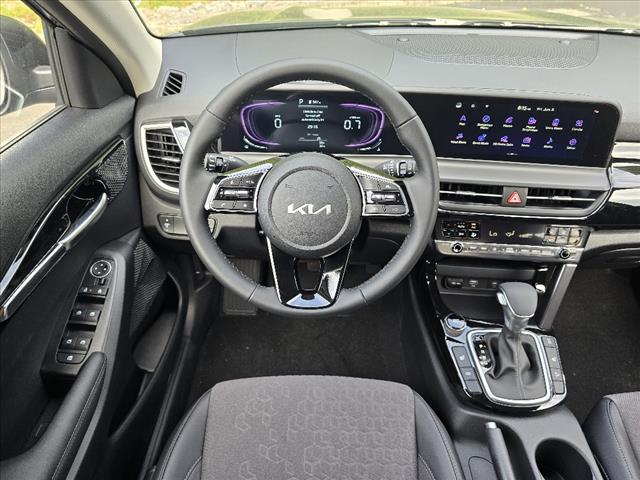 2025 Kia Seltos S