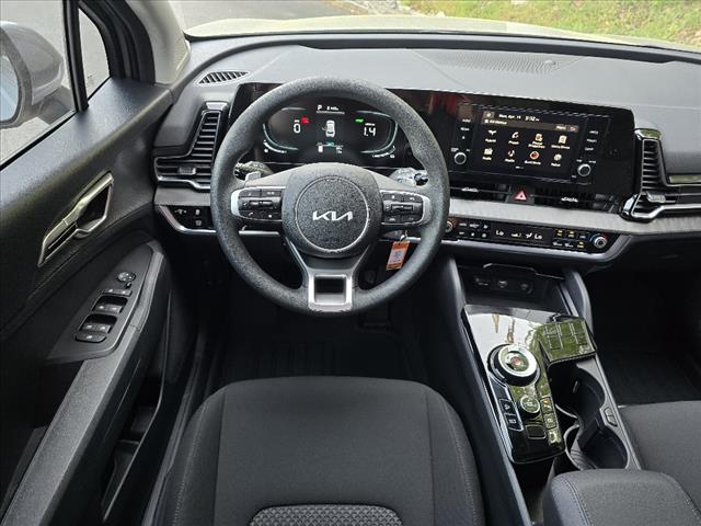 2025 Kia Sportage Hybrid LX