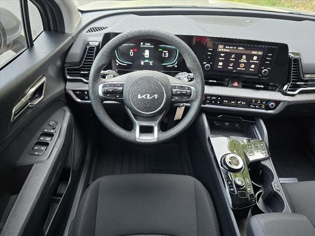 2025 Kia Sportage Hybrid LX