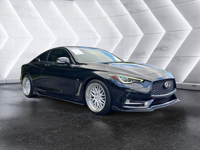 2018 INFINITI Q60 3.0t LUXE
