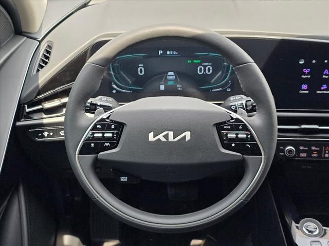 2025 Kia Niro SX