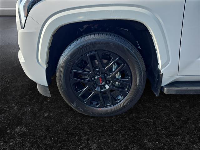 2025 Toyota Sequoia SR5