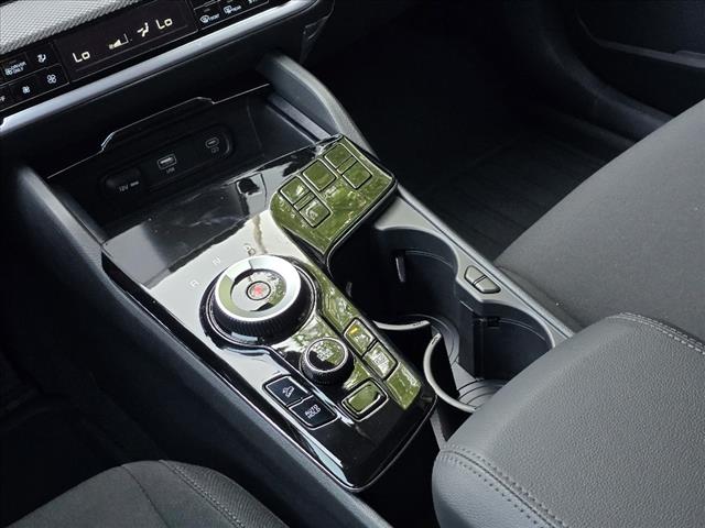 2025 Kia Sportage Hybrid LX