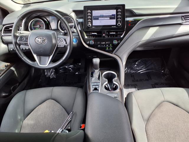 2022 Toyota Camry Hybrid LE