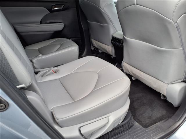 2022 Toyota Highlander Hybrid XLE