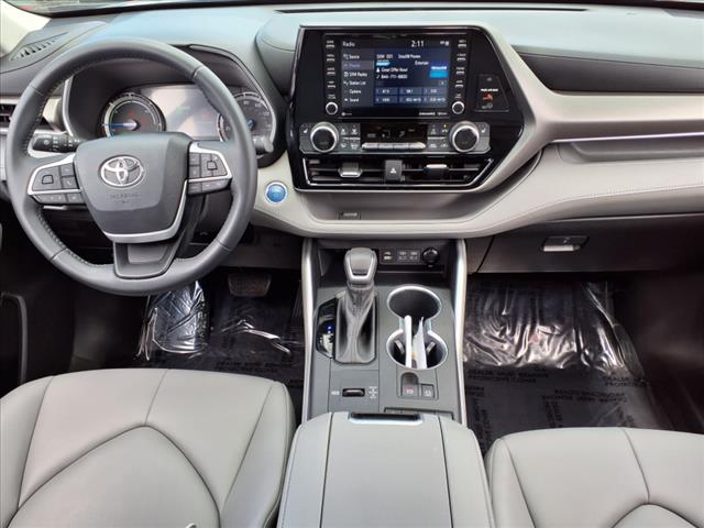 2022 Toyota Highlander Hybrid XLE