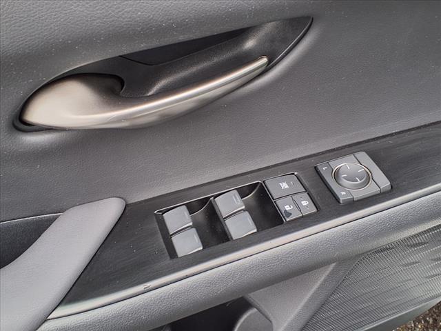 2022 Lexus UX 200 200 Base