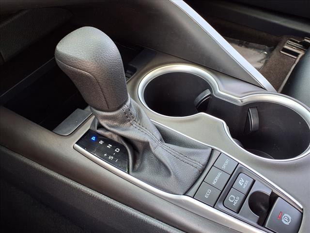 2021 Toyota Camry Hybrid LE