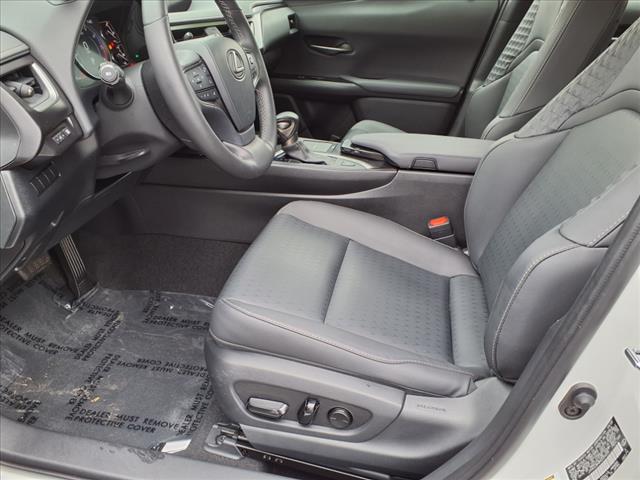 2022 Lexus UX 200 200 Base