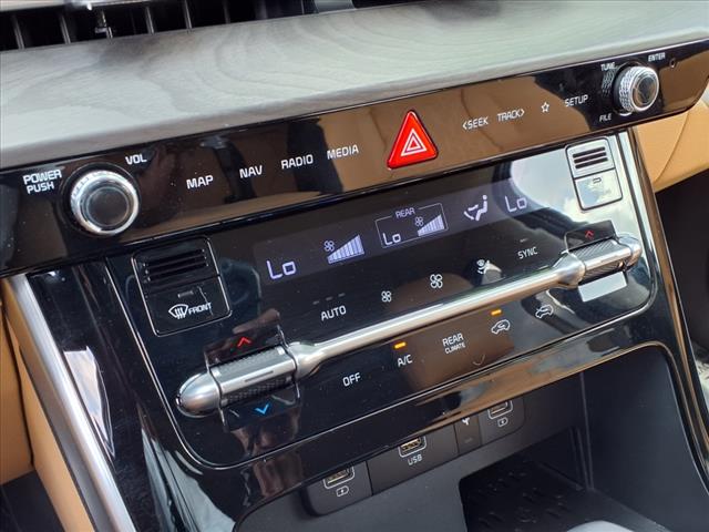 2024 Kia Carnival EX