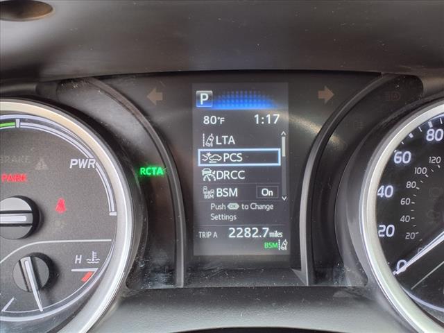 2022 Toyota Camry Hybrid LE