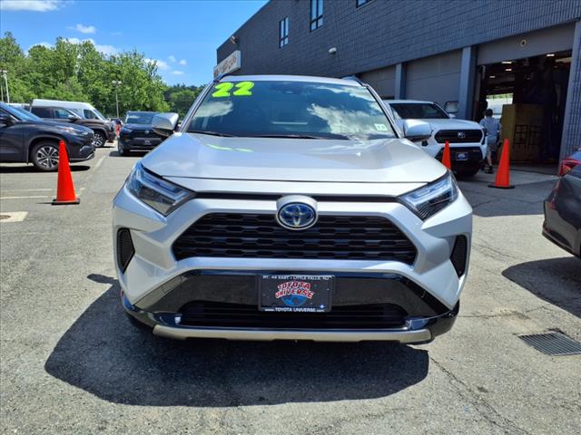 2022 Toyota RAV4 Hybrid SE