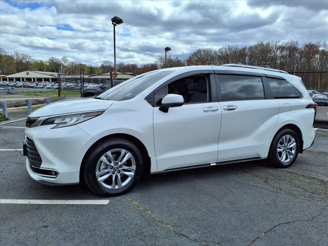 2024 Toyota Sienna Limited 7 Passenger