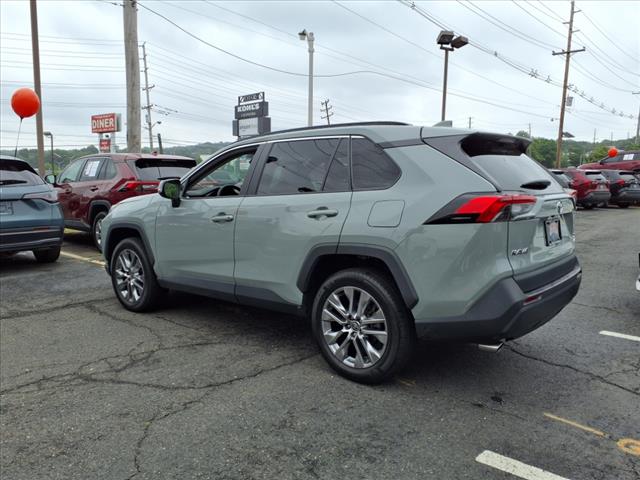 2022 Toyota RAV4 XLE Premium