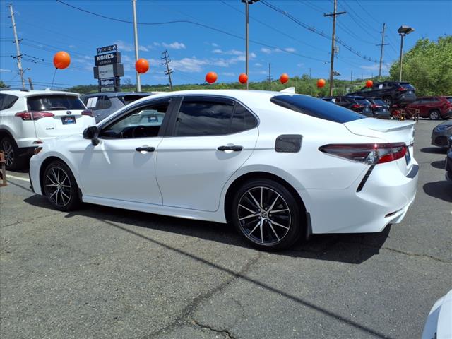 2022 Toyota Camry SE Nightshade